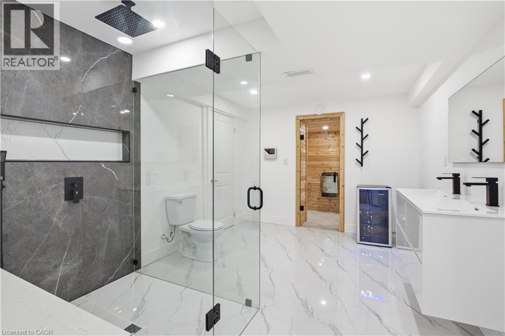 87 Mcknight Avenue, Hamilton, Ontario  L8B 0T8 - Photo 32 - 40785474