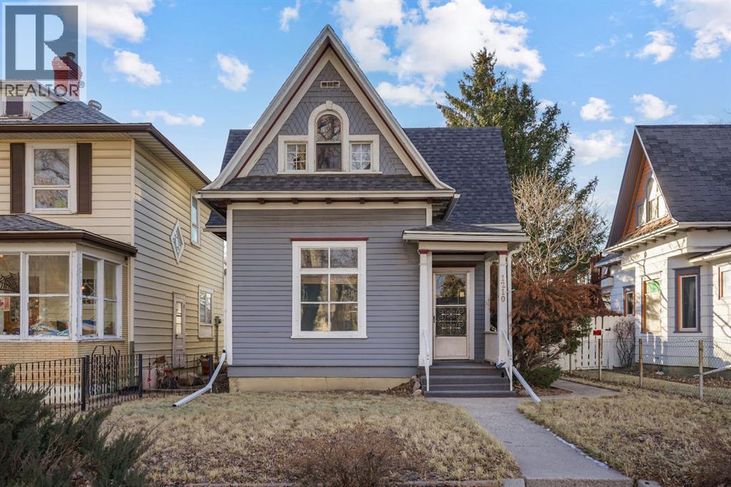 1210 6 Avenue S, Lethbridge, Alberta  T1J 1A4 - Photo 1 - A2277445