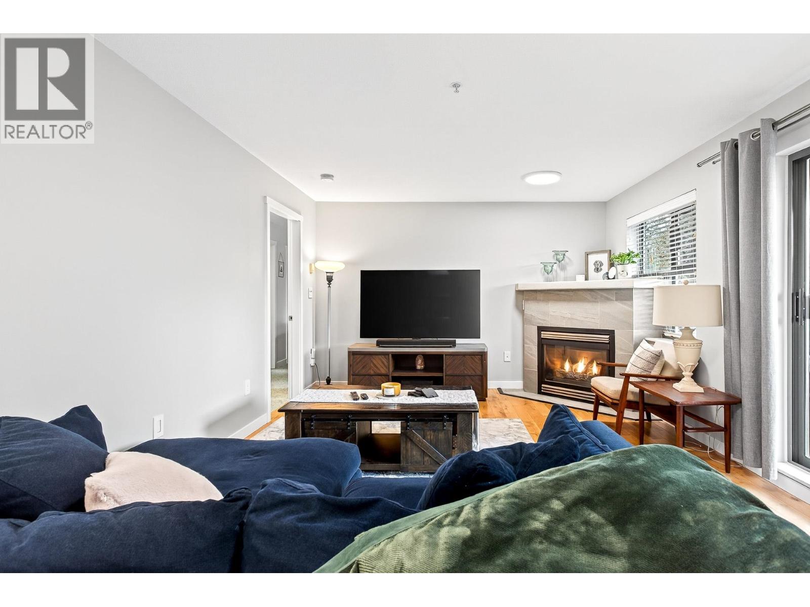 403 260 Newport Drive, Port Moody, British Columbia  V3H 5C6 - Photo 5 - R3069053