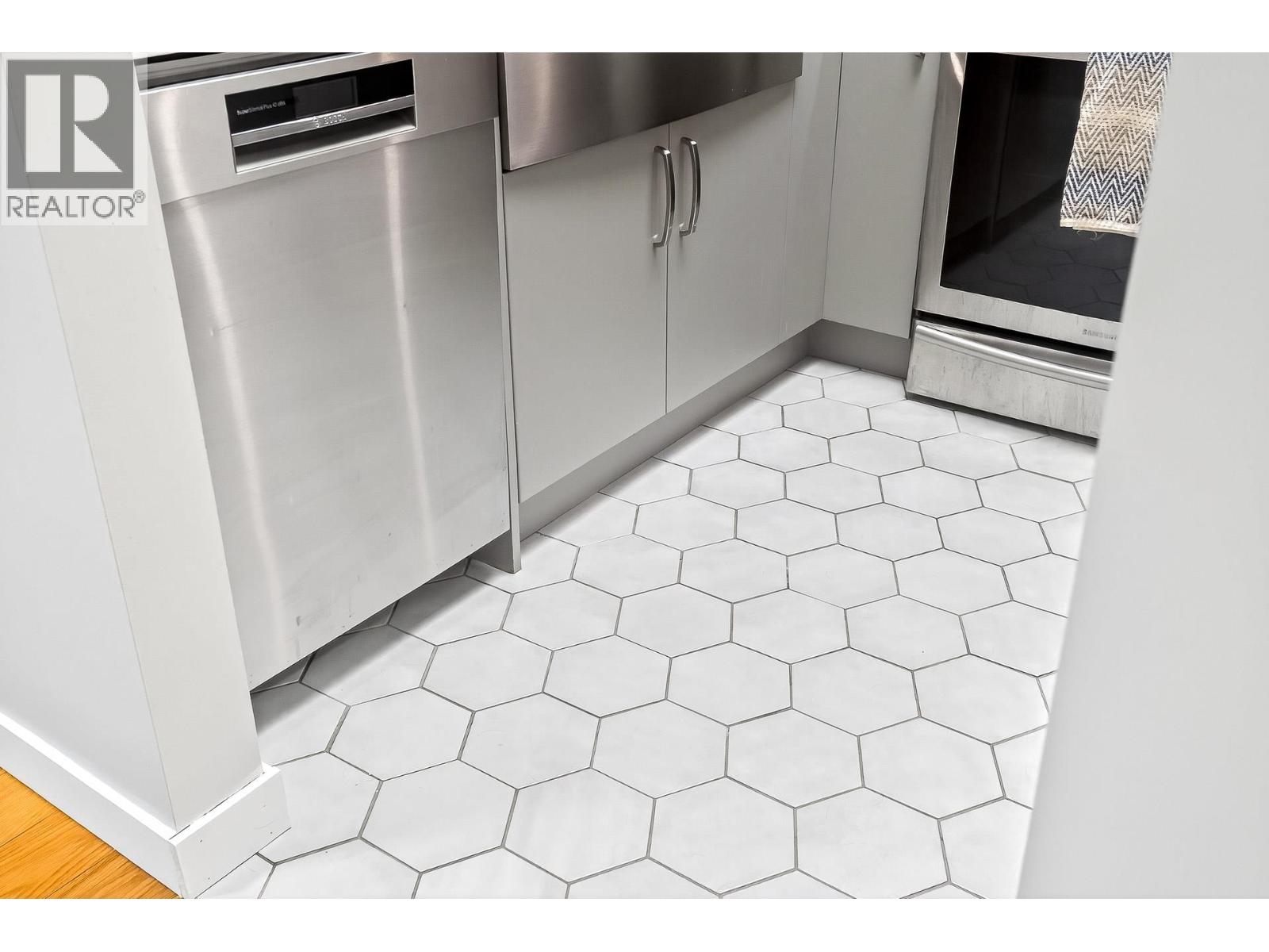 403 260 Newport Drive, Port Moody, British Columbia  V3H 5C6 - Photo 14 - R3069053