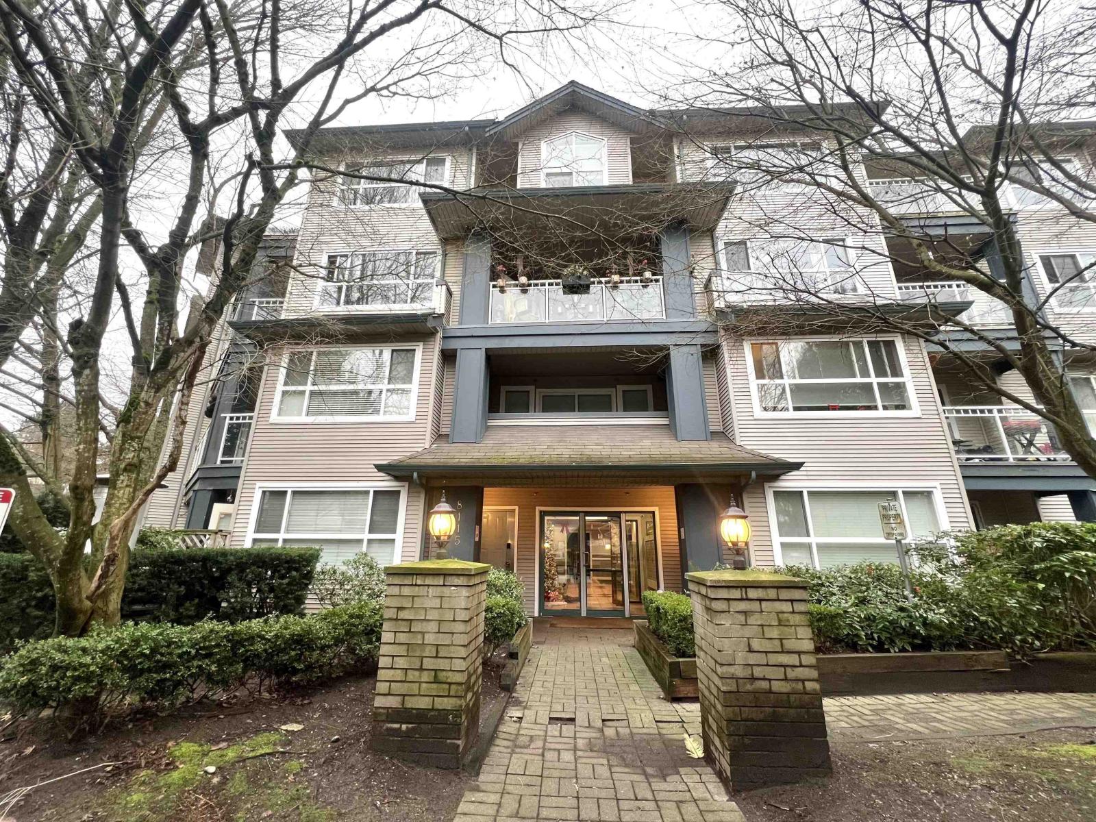 303 8115 121a Street, Surrey, British Columbia  V3W 1J2 - Photo 2 - R3078014