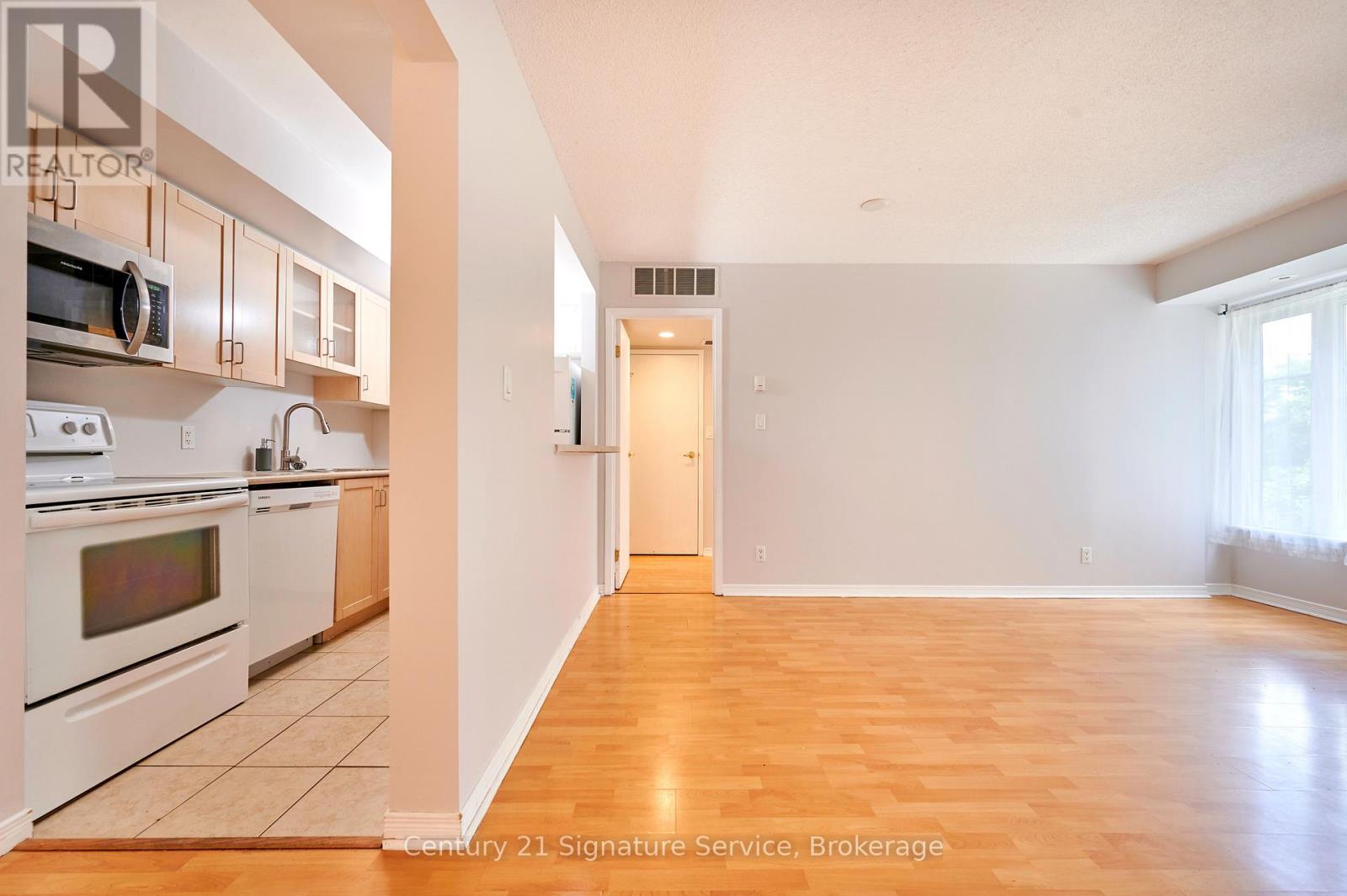 207 - 26 Western Battery Road, Toronto, Ontario  M6K 3N9 - Photo 6 - C12691830