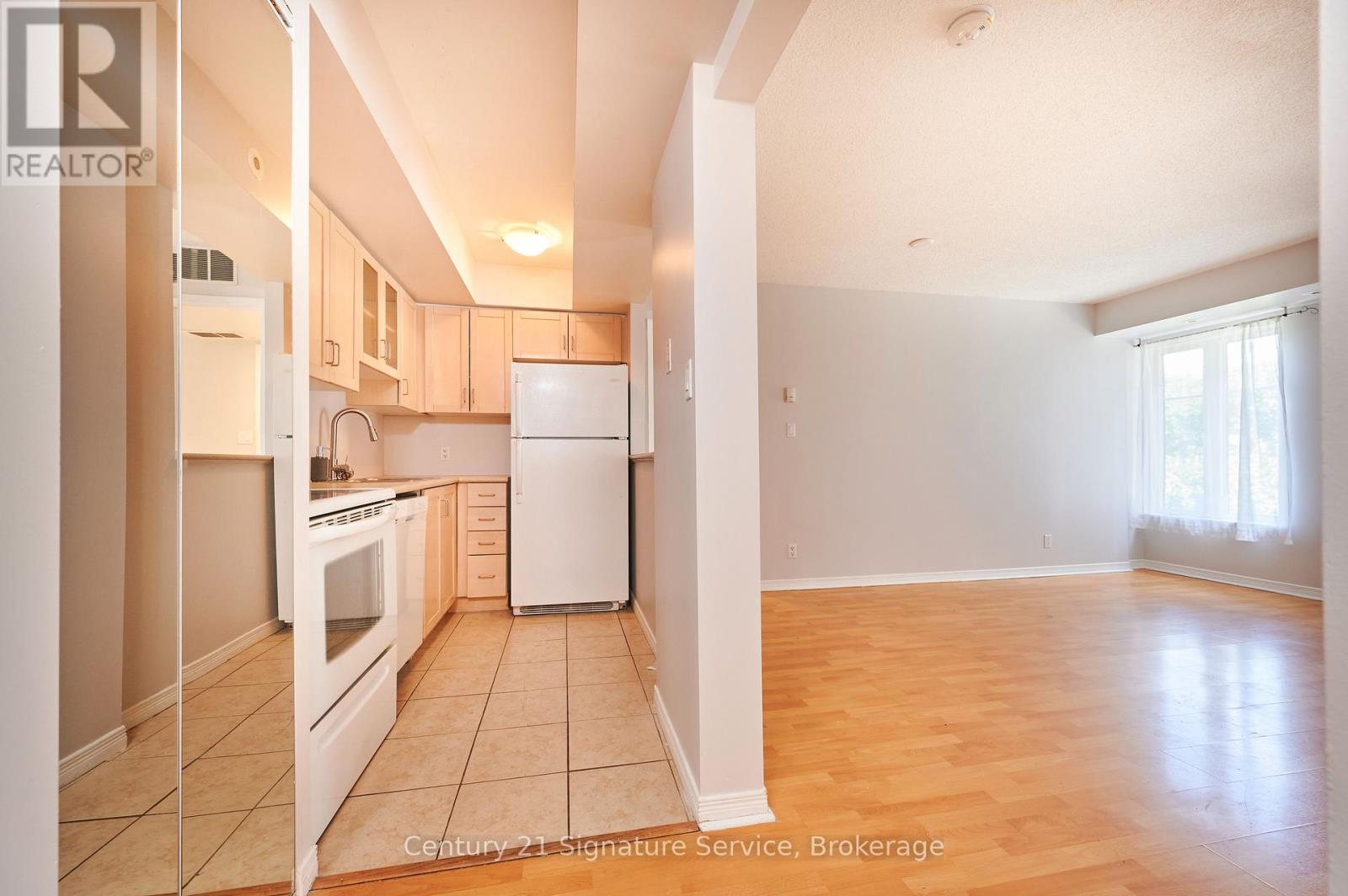 207 - 26 Western Battery Road, Toronto, Ontario  M6K 3N9 - Photo 8 - C12691830