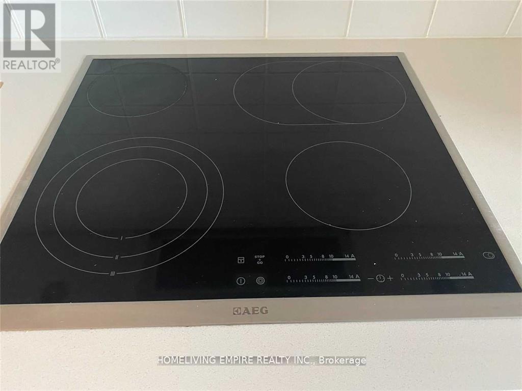 802 - 318 Richmond Street W, Toronto, Ontario  M5V 1X2 - Photo 4 - C12691834