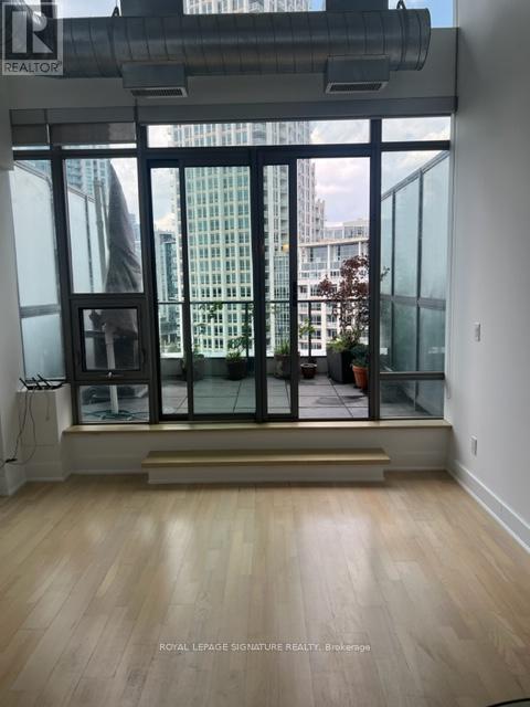 611 - 637 Lake Shore Boulevard W, Toronto, Ontario  M5V 3J6 - Photo 7 - C12691886