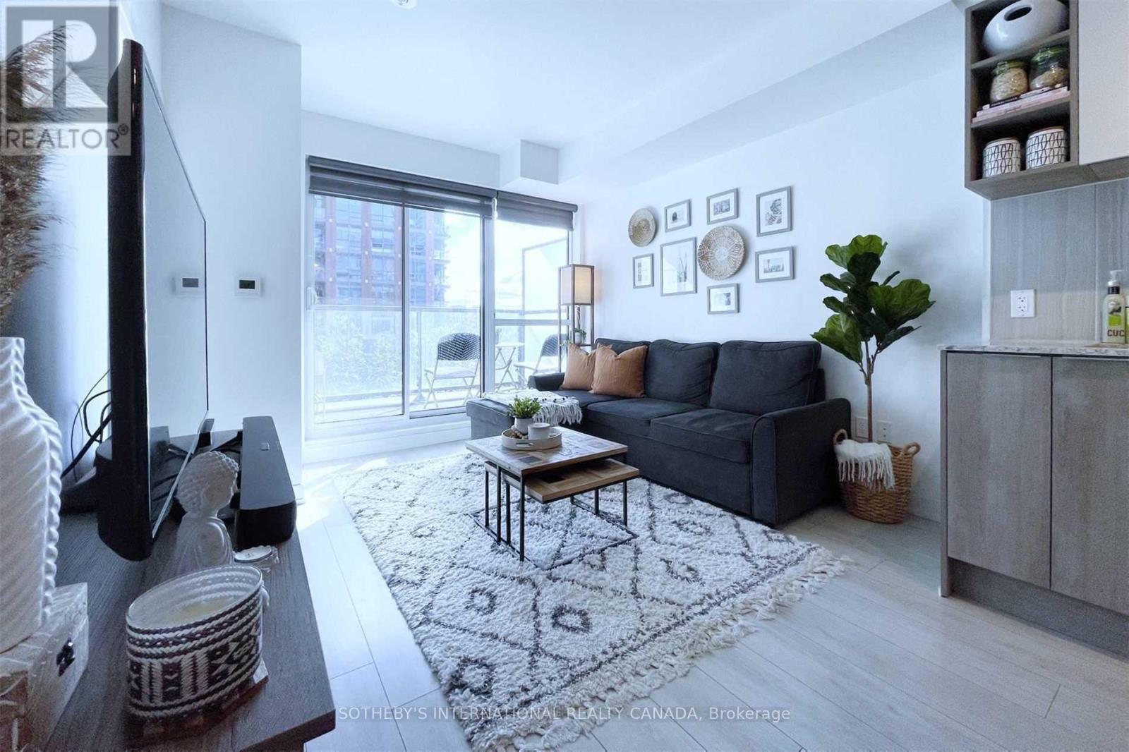 258 - 31 Tippett Road, Toronto, Ontario  M3H 0C8 - Photo 3 - C12692004