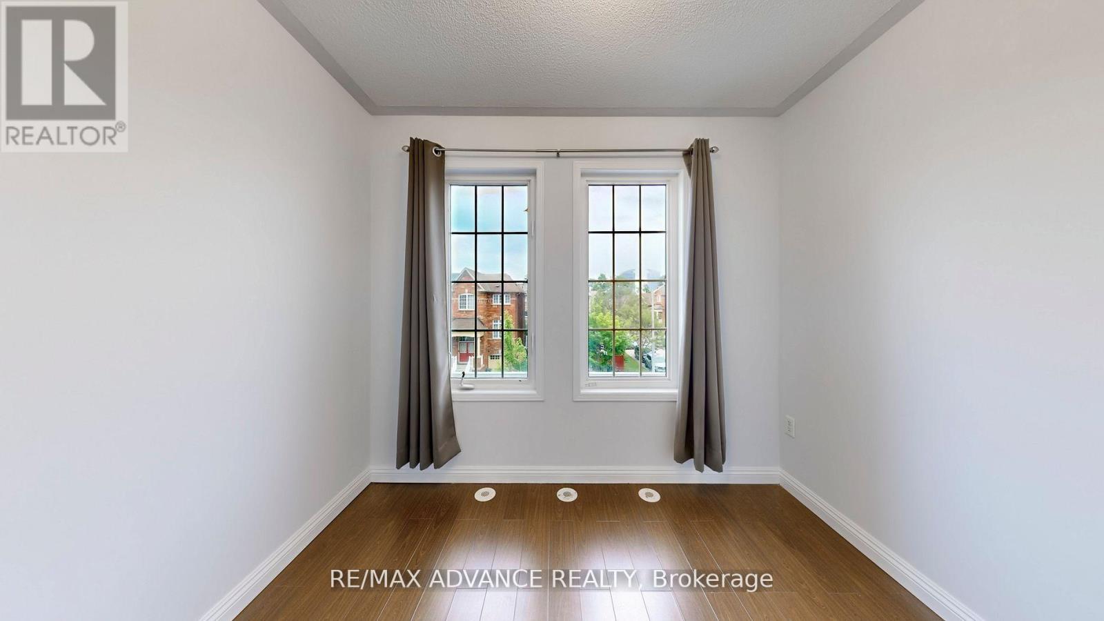 46 Wyper Square, Toronto, Ontario  M1S 0B3 - Photo 16 - E12691872