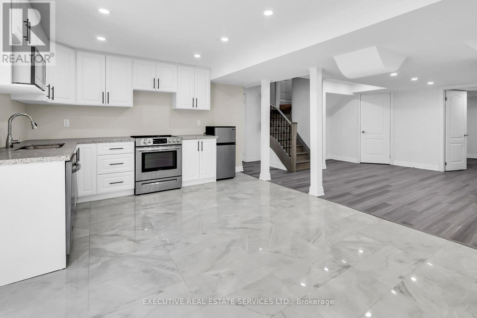 265 Bruce Cameron Drive, Clarington, Ontario  L1C 3K2 - Photo 11 - E12691960