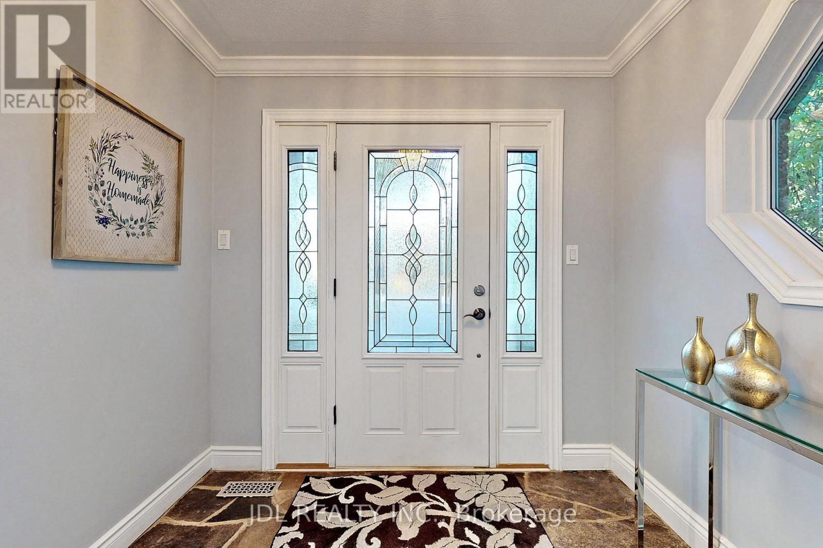 180 Olde Bayview Avenue, Richmond Hill, Ontario  L4E 3C6 - Photo 17 - N12691826