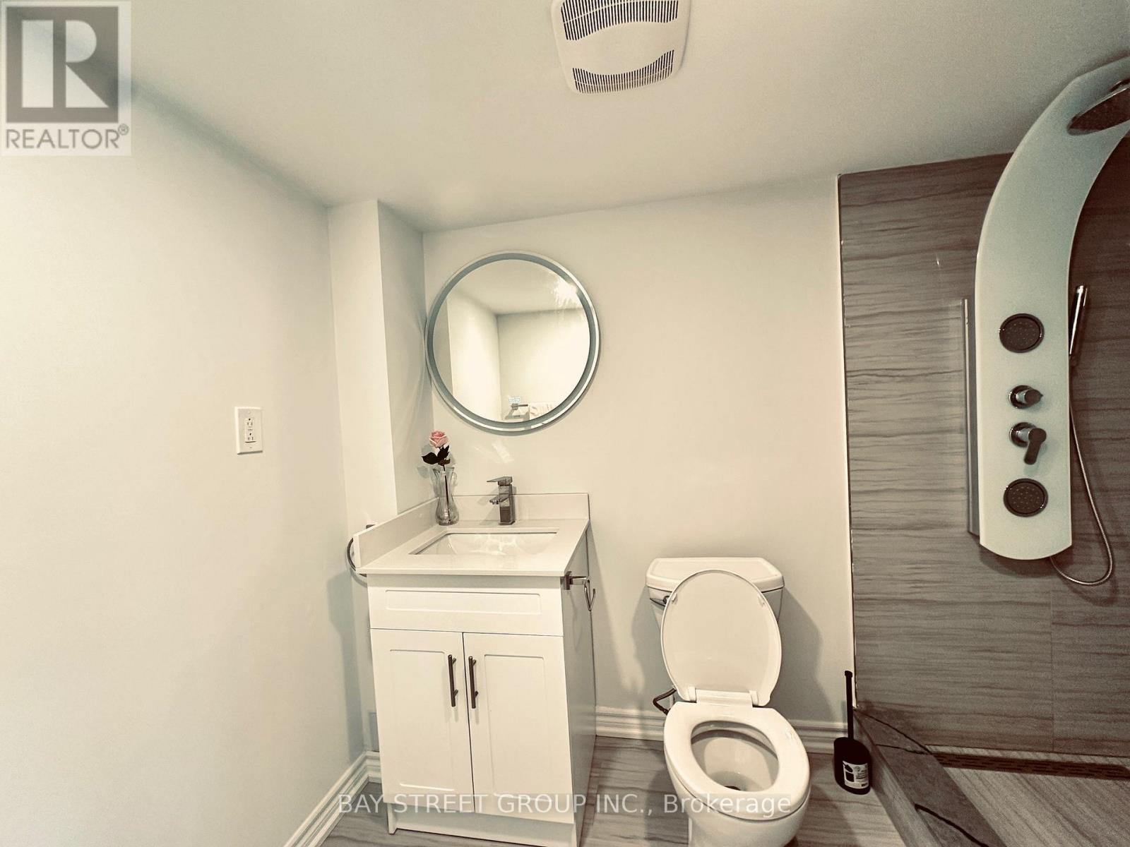 32 Hercules Club Drive, Richmond Hill, Ontario  L4E 1K7 - Photo 13 - N12691846