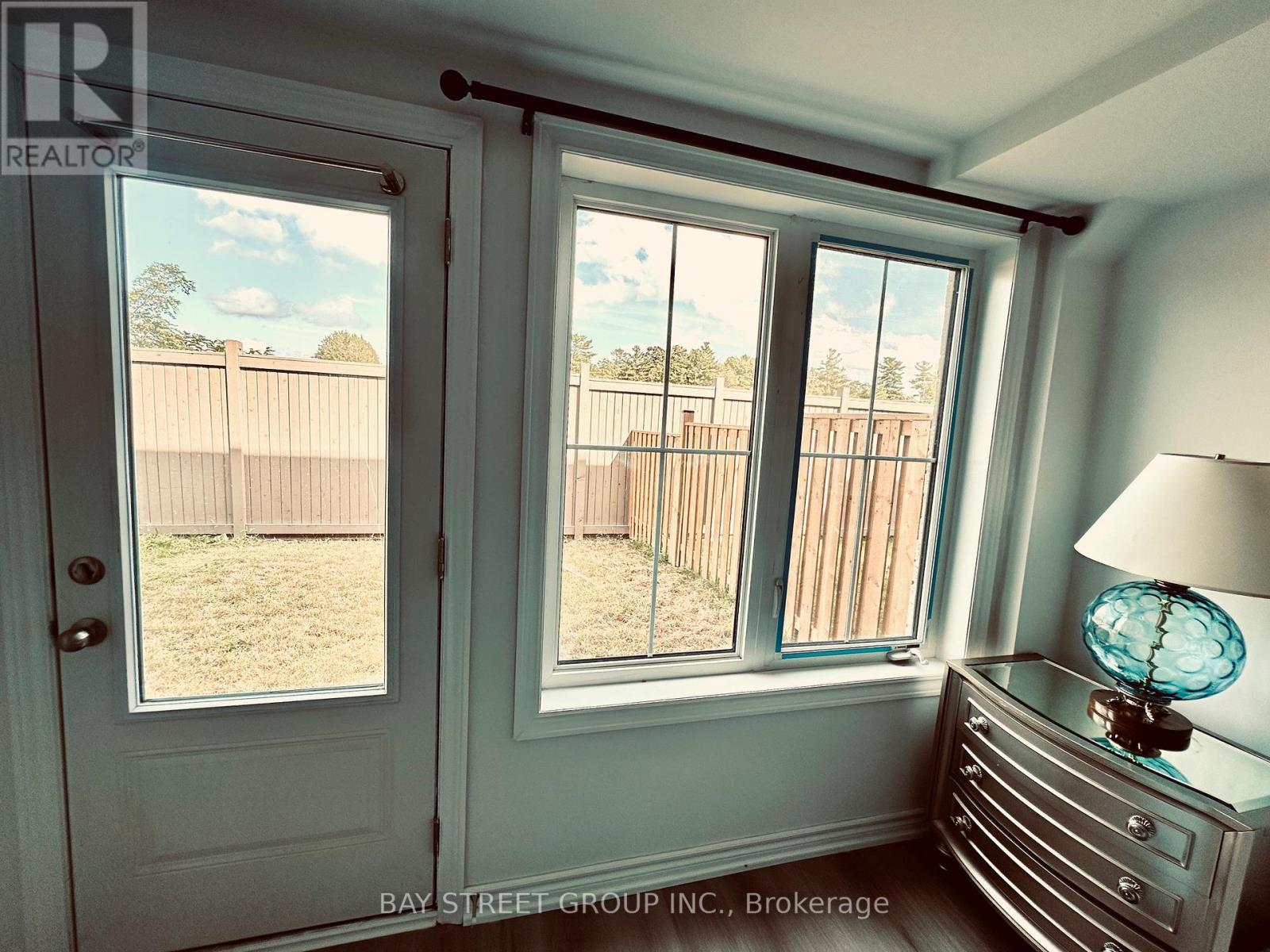 32 Hercules Club Drive, Richmond Hill, Ontario  L4E 1K7 - Photo 14 - N12691846