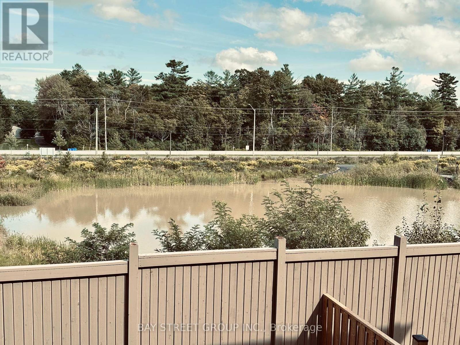 32 Hercules Club Drive, Richmond Hill, Ontario  L4E 1K7 - Photo 4 - N12691846