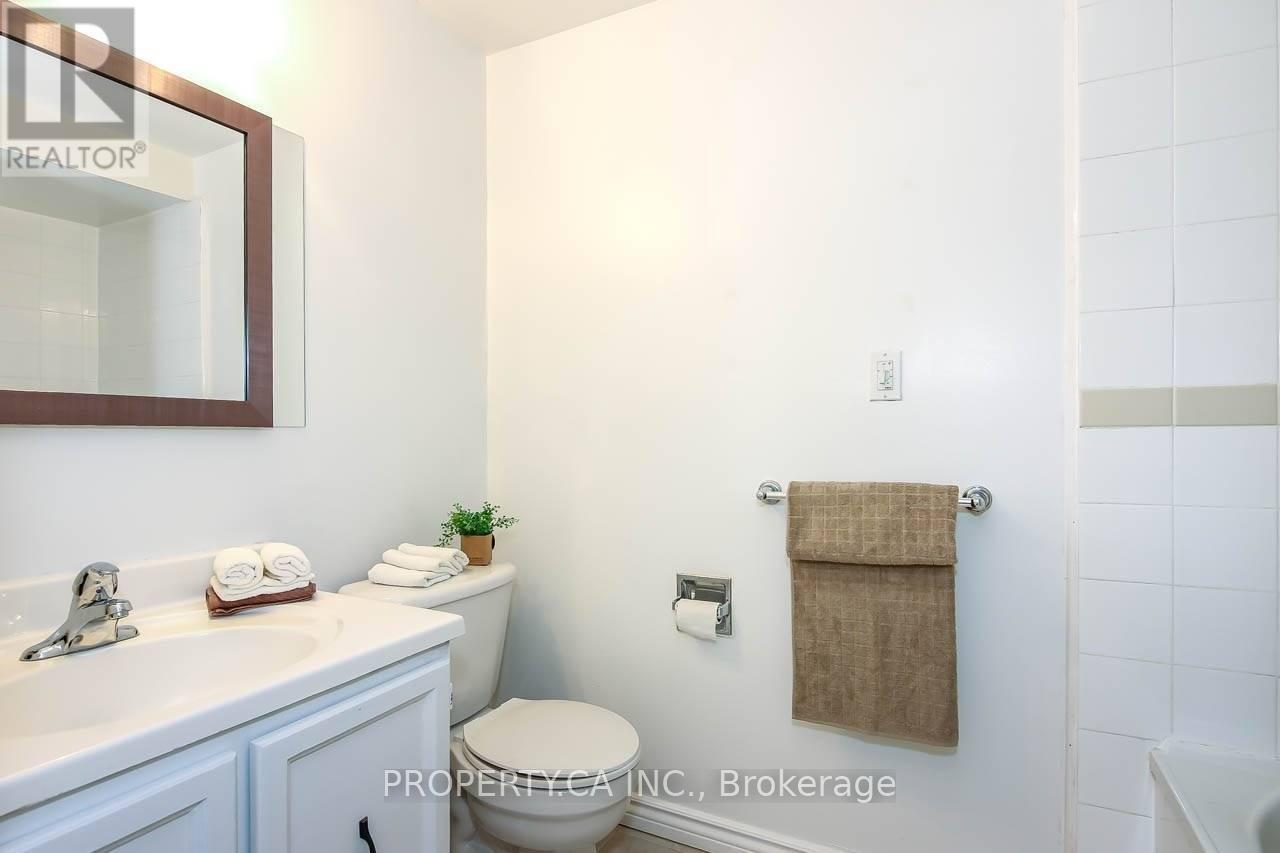 Main - 81 Holsworthy Crescent, Markham, Ontario  L3T 4C5 - Photo 13 - N12692032