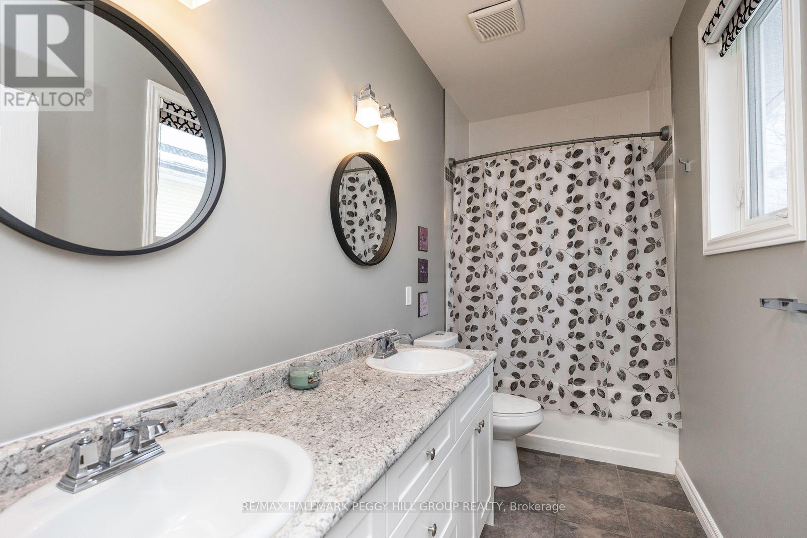 9 Northgate Road, Wasaga Beach, Ontario  L9Z 2N7 - Photo 7 - S12691918