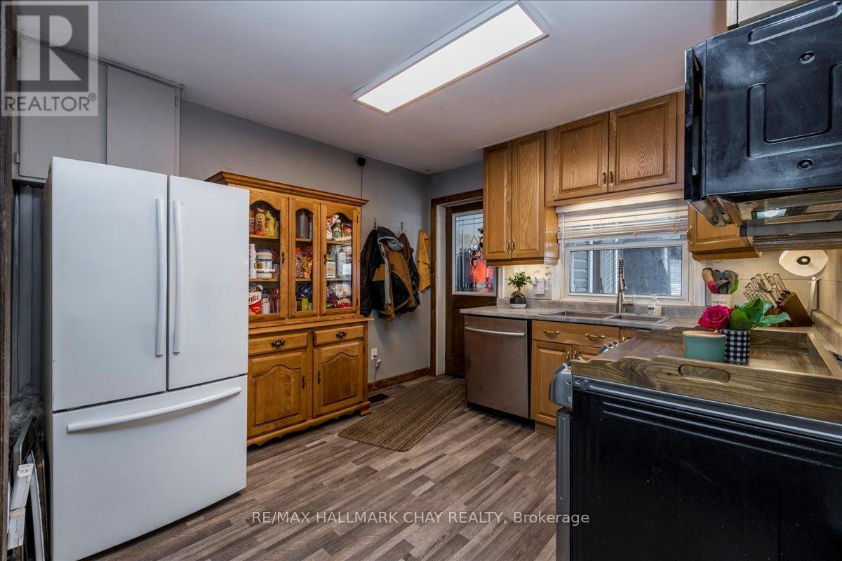 369 East Street, Orillia, Ontario  L3V 4C6 - Photo 4 - S12691966