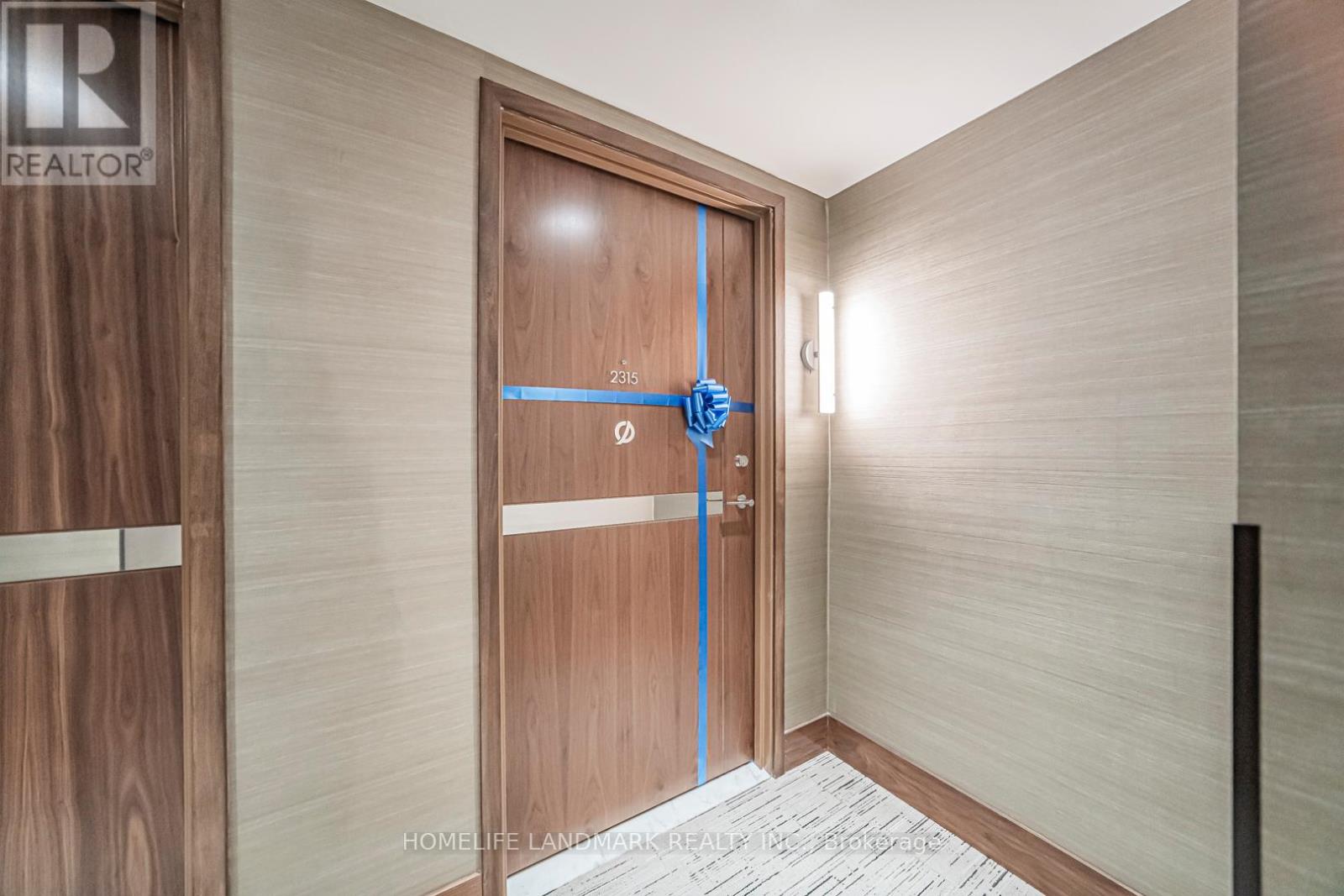 2315 - 1 Concord Cityplace Way, Toronto, Ontario  M5V 0X3 - Photo 16 - C12596426