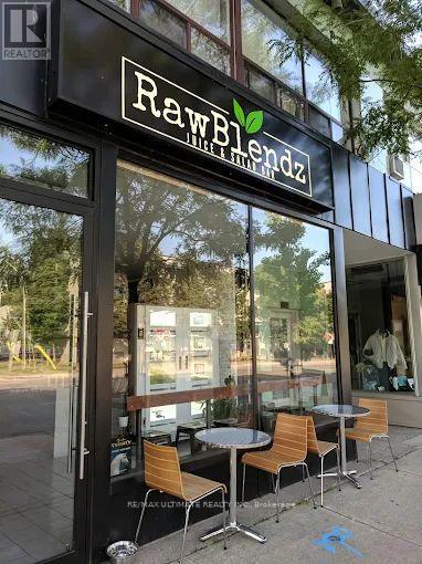 215 LAKESHORE ROAD E, Mississauga, Ontario