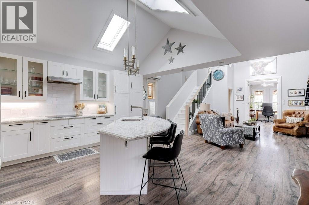 7 Homewood Avenue, Hamilton, Ontario  L8P 2M1 - Photo 6 - 40798199