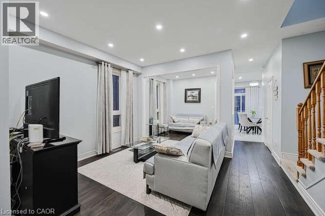 3420 Fountain Park Avenue, Mississauga, Ontario  L5M 7E3 - Photo 7 - 40798046