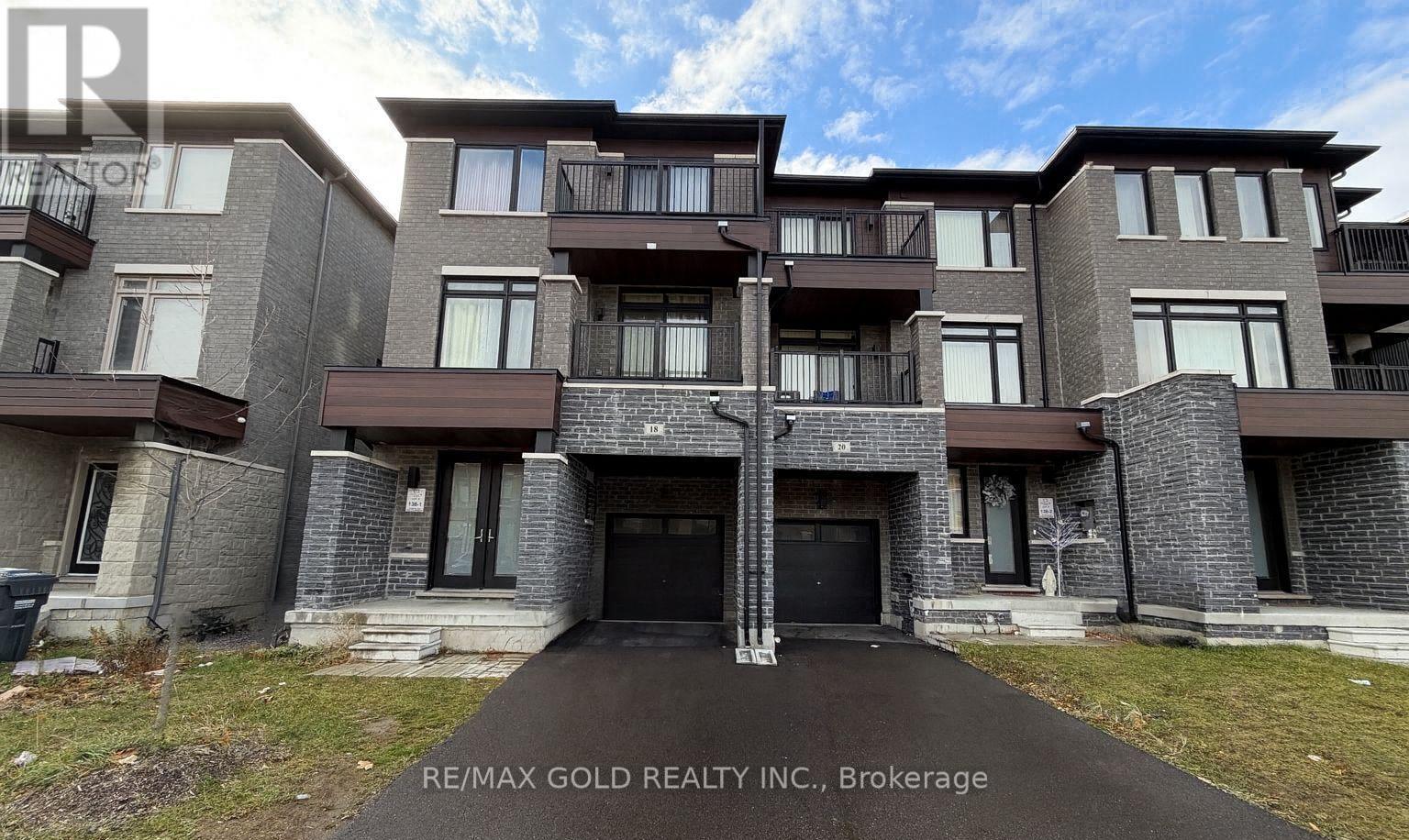 18 HAYDROP ROAD, Brampton, Ontario