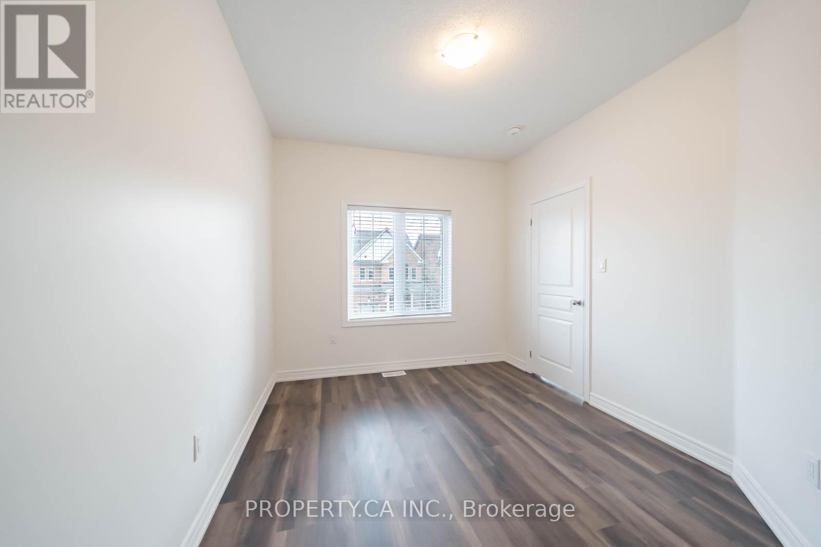 Upper - 8 Cavesson Road, Brampton (Northwest Brampton), Ontario  L7A 4E3 - Photo 15 - W12691906