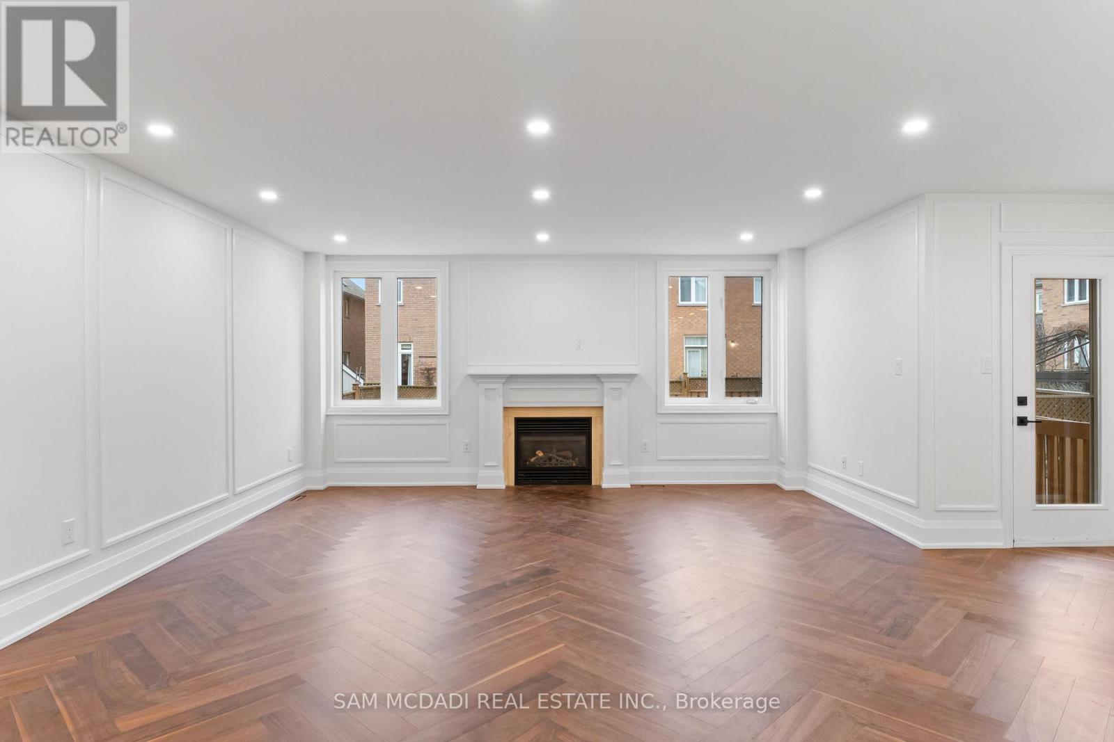 5180 Littlebend Drive, Mississauga, Ontario  L5M 8B6 - Photo 11 - W12691910