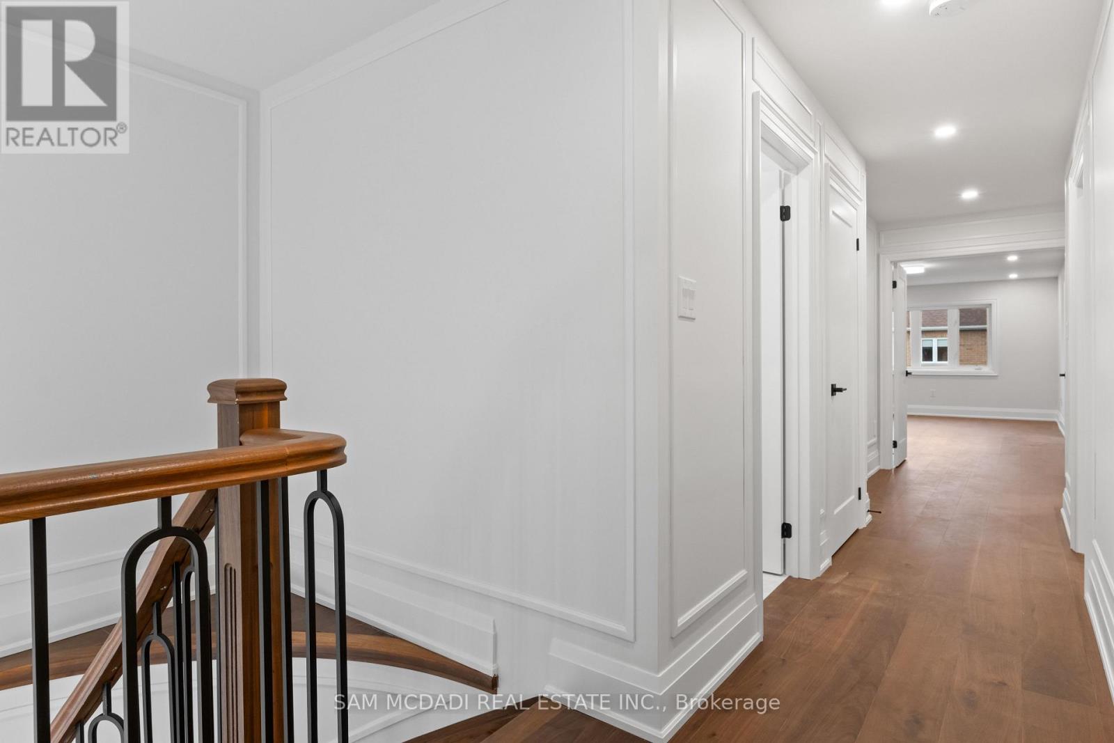 5180 Littlebend Drive, Mississauga, Ontario  L5M 8B6 - Photo 18 - W12691910