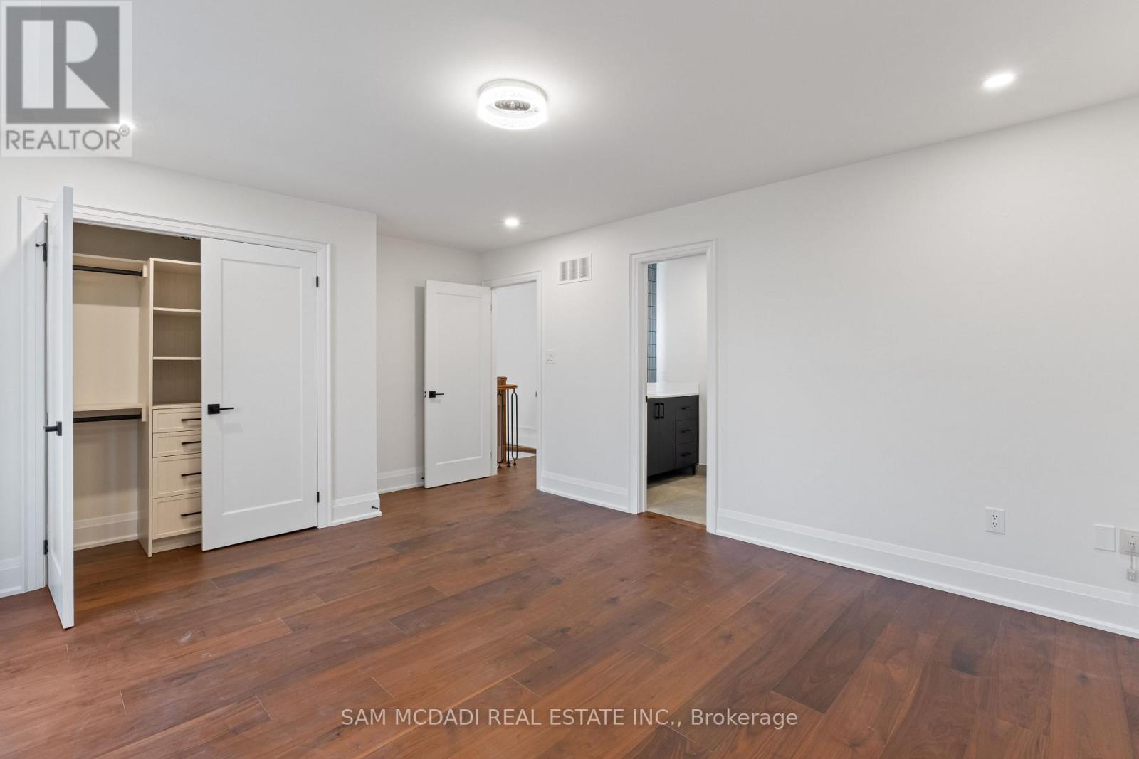 5180 Littlebend Drive, Mississauga, Ontario  L5M 8B6 - Photo 25 - W12691910