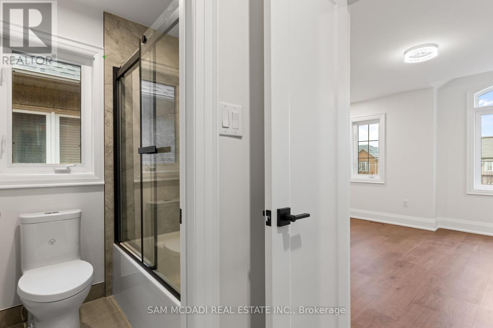 5180 Littlebend Drive, Mississauga, Ontario  L5M 8B6 - Photo 28 - W12691910