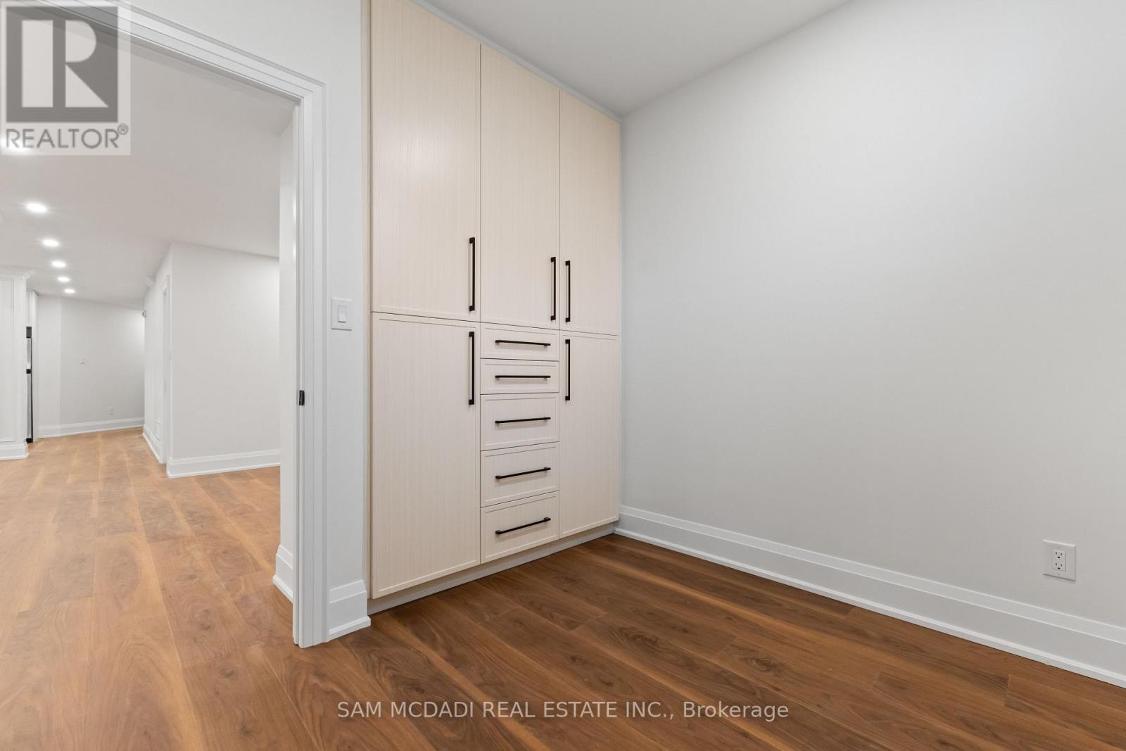 5180 Littlebend Drive, Mississauga, Ontario  L5M 8B6 - Photo 44 - W12691910