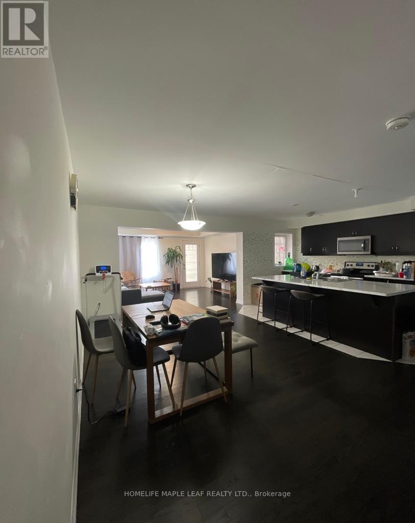 203 Lemieux Court, Milton, Ontario  L9E 1G1 - Photo 3 - W12691950