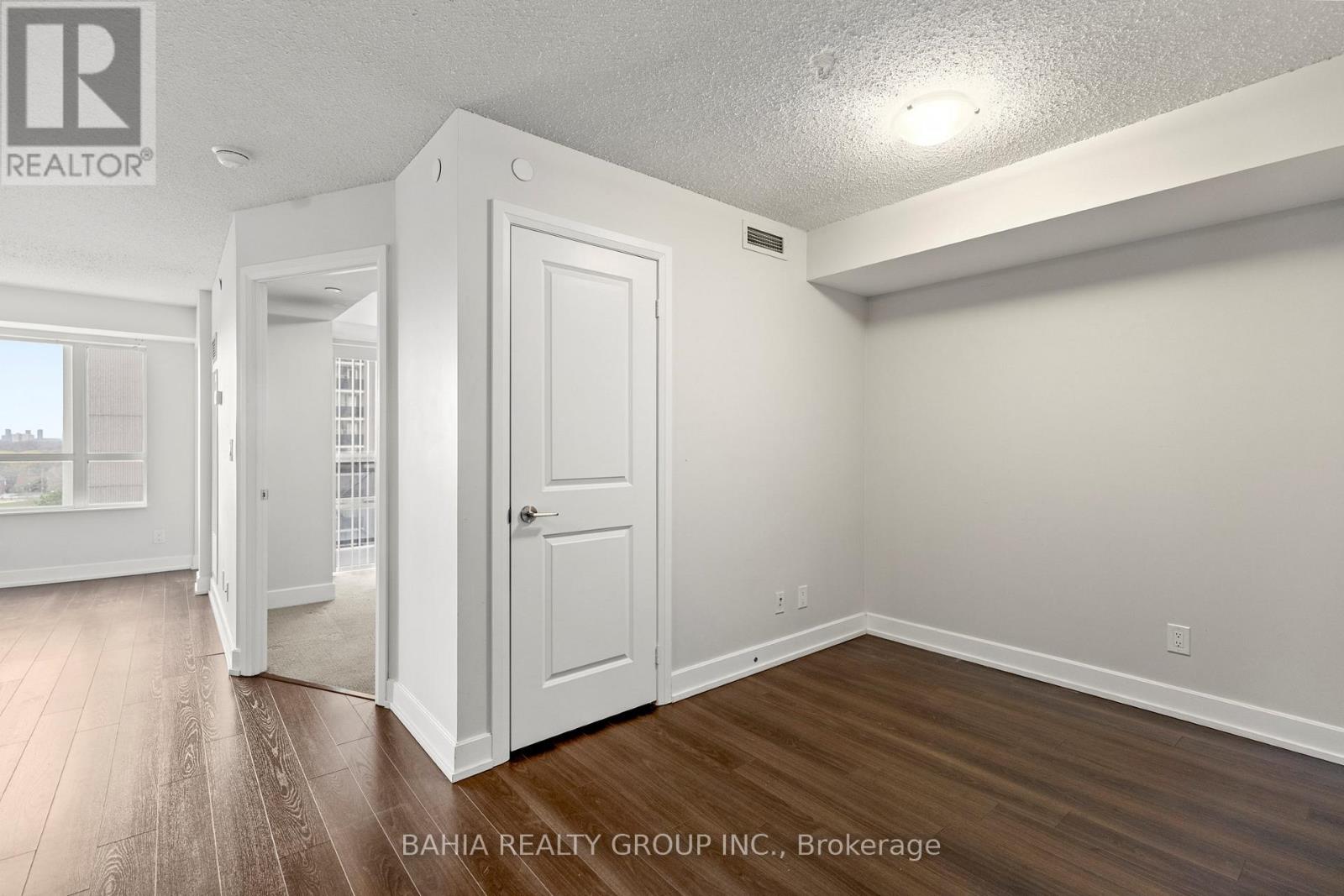 609 - 6 Eva Road, Toronto, Ontario  M9C 0B1 - Photo 14 - W12691952