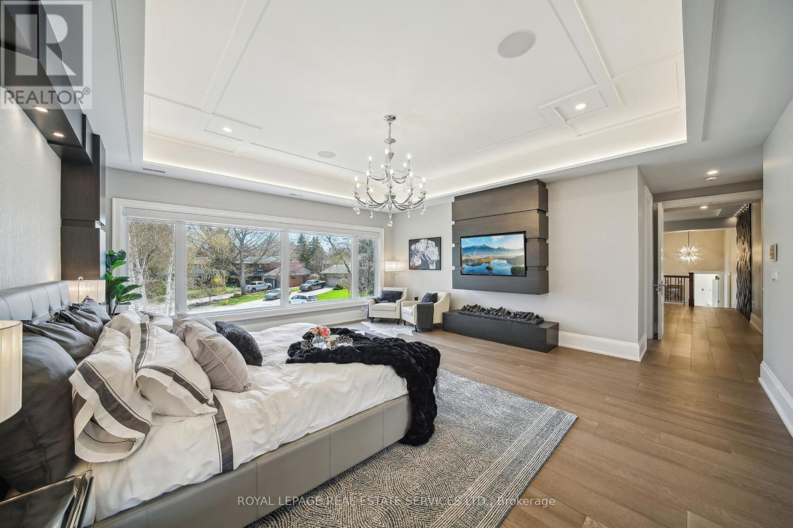 1489 Rogerswood Court, Mississauga, Ontario  L5J 1R7 - Photo 18 - W12691962