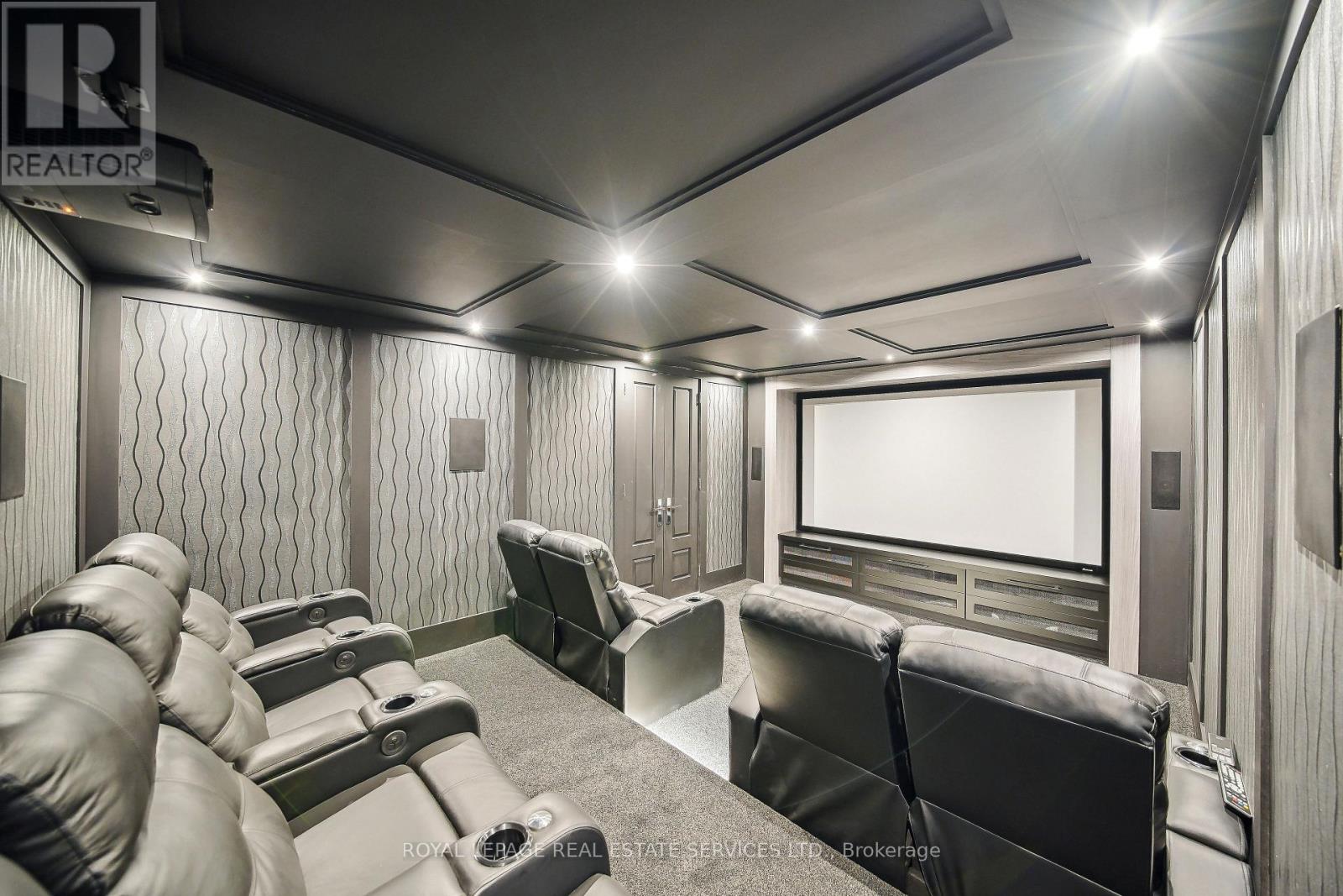 1489 Rogerswood Court, Mississauga, Ontario  L5J 1R7 - Photo 40 - W12691962