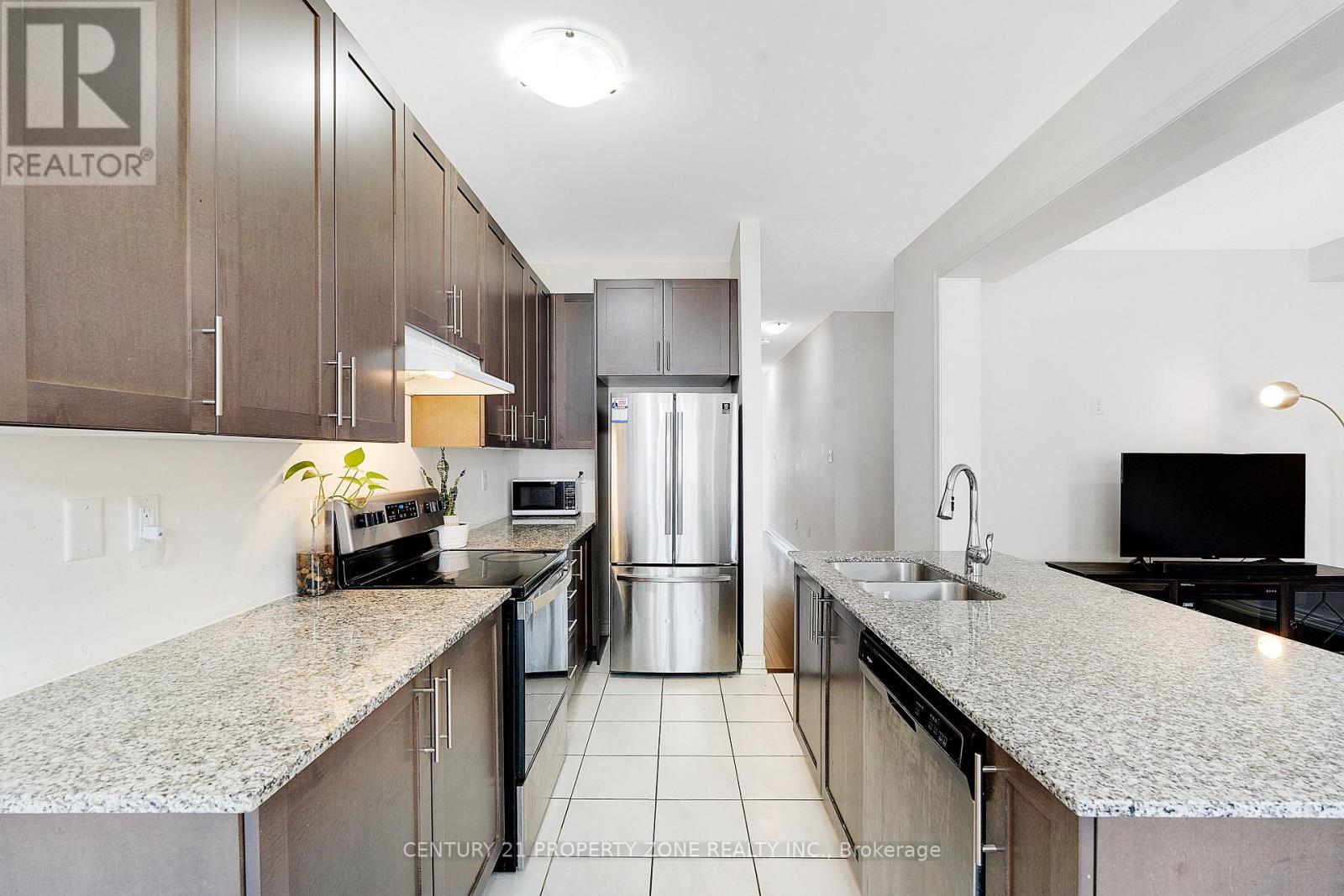 118 Emerald Coast Trail, Brampton, Ontario  L7A 5A7 - Photo 16 - W12692016