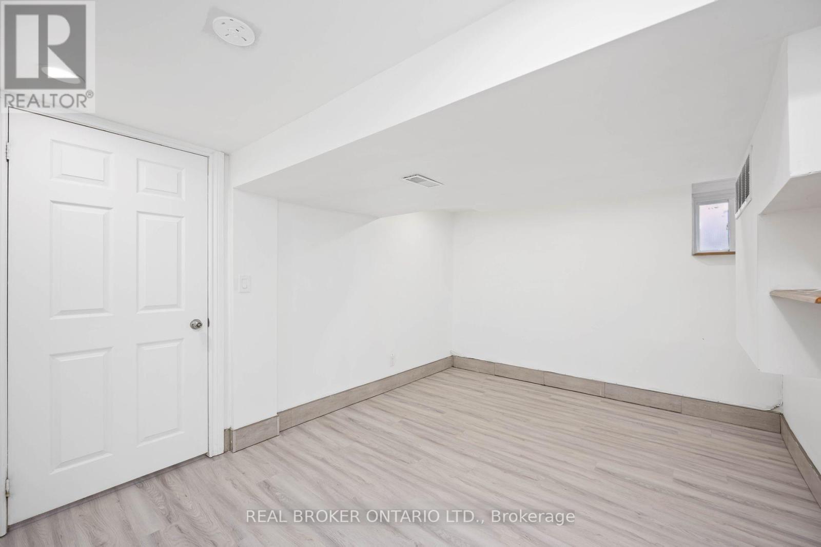Bsmt - 124 Hallam Street, Toronto, Ontario  M6H 1X1 - Photo 11 - W12692020