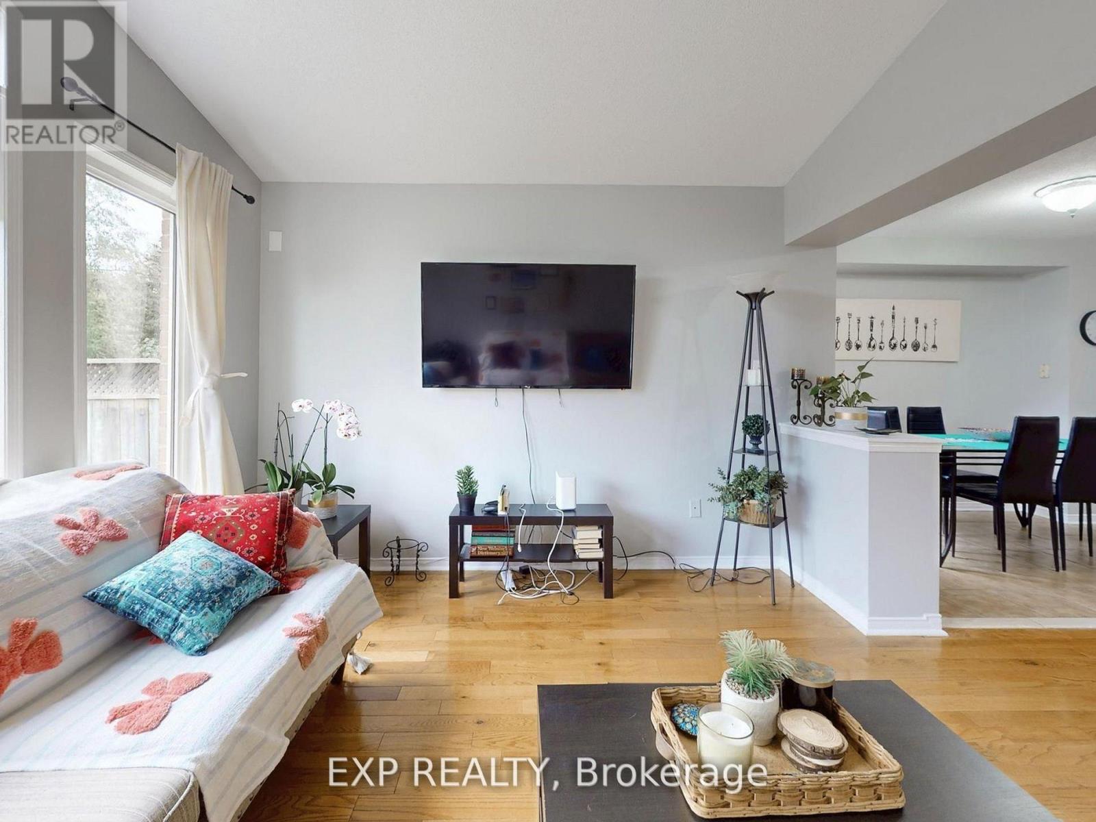 3896 Lacman Trail, Mississauga, Ontario  L5M 6N8 - Photo 13 - W12692050