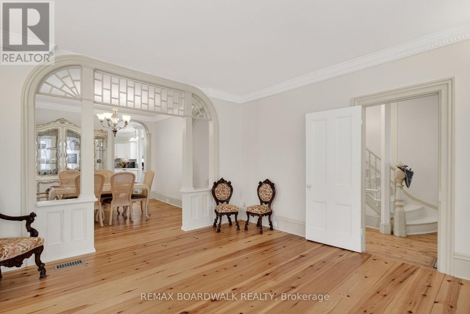 11 Alfred Street, Smiths Falls, Ontario  K7A 4H6 - Photo 5 - X12648744