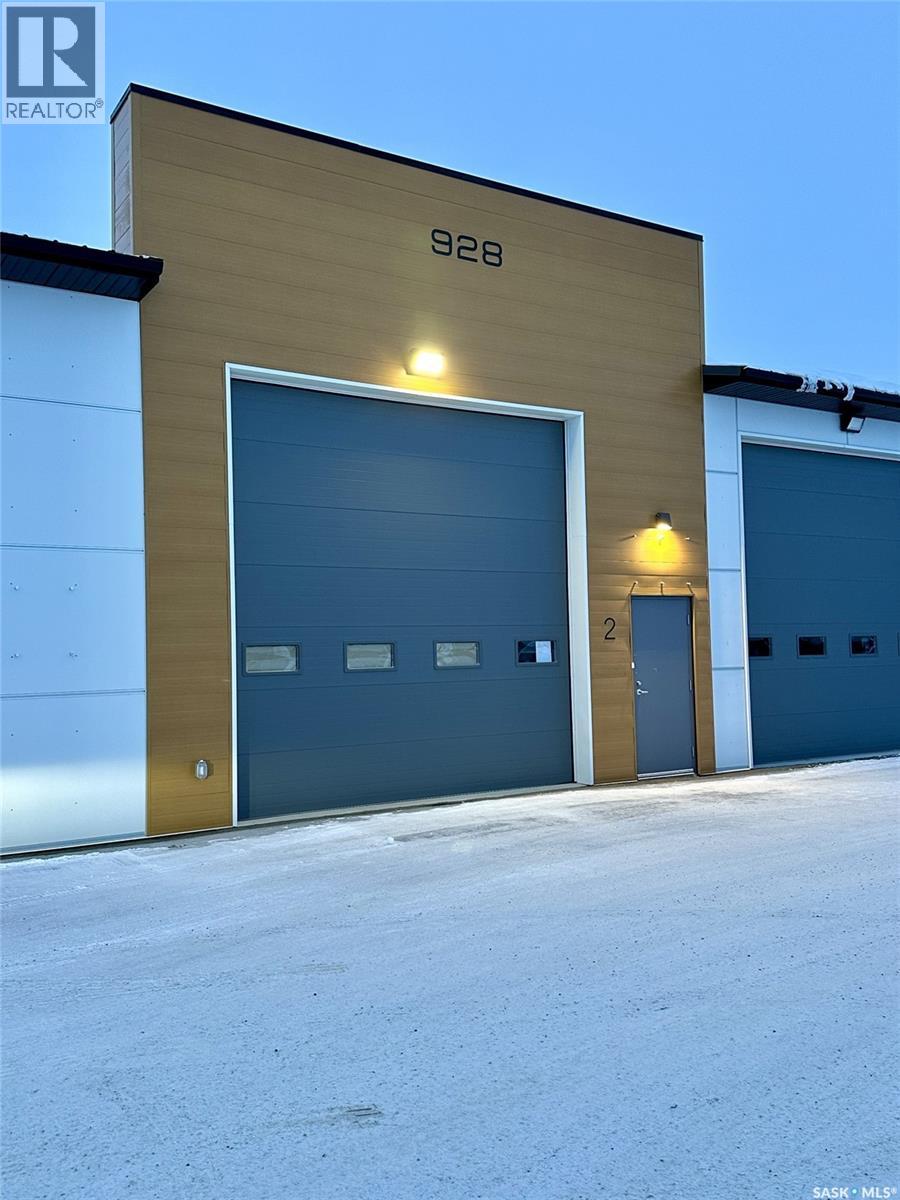 2 928 8th STREET S, Martensville, Saskatchewan