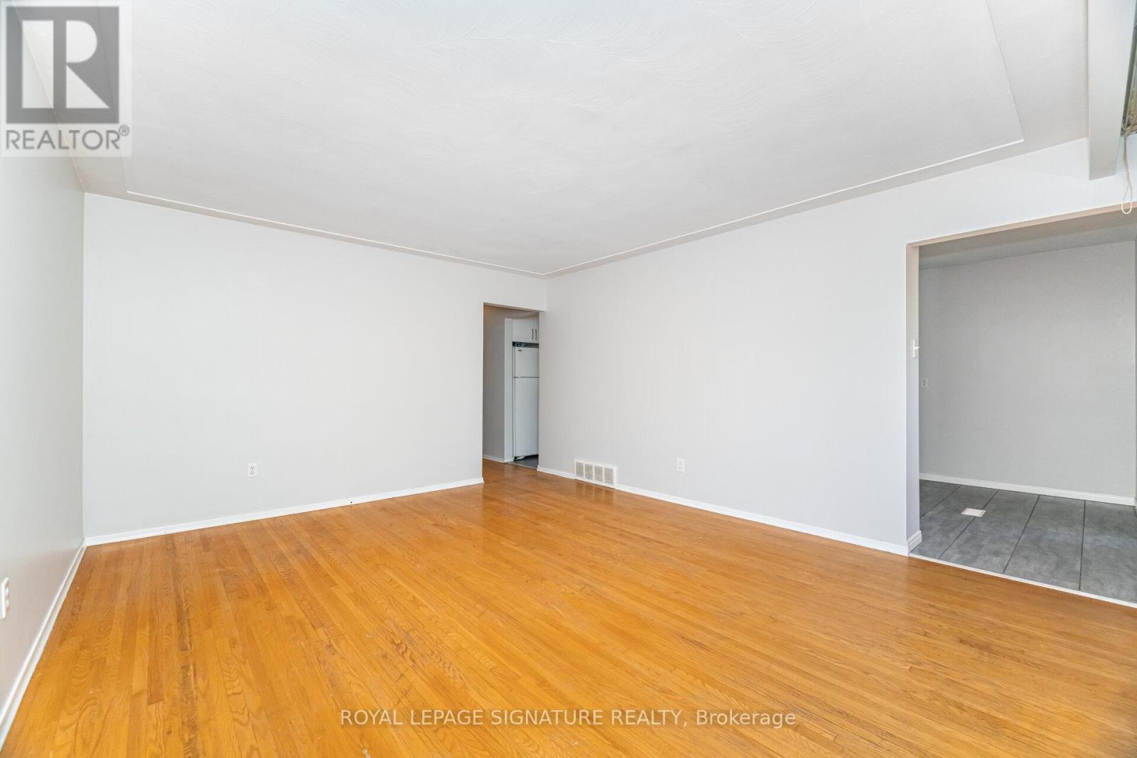 7 Maitland Avenue, Hamilton, Ontario  L9A 3J4 - Photo 19 - X12691850