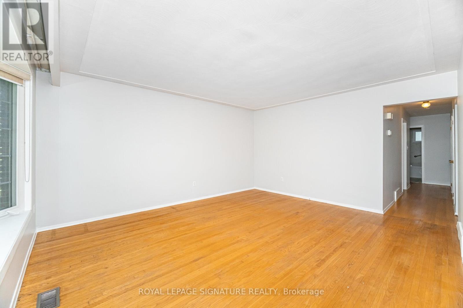 7 Maitland Avenue, Hamilton, Ontario  L9A 3J4 - Photo 21 - X12691850