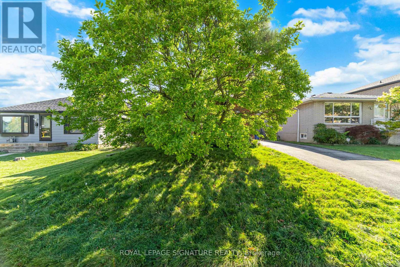 7 Maitland Avenue, Hamilton, Ontario  L9A 3J4 - Photo 4 - X12691850