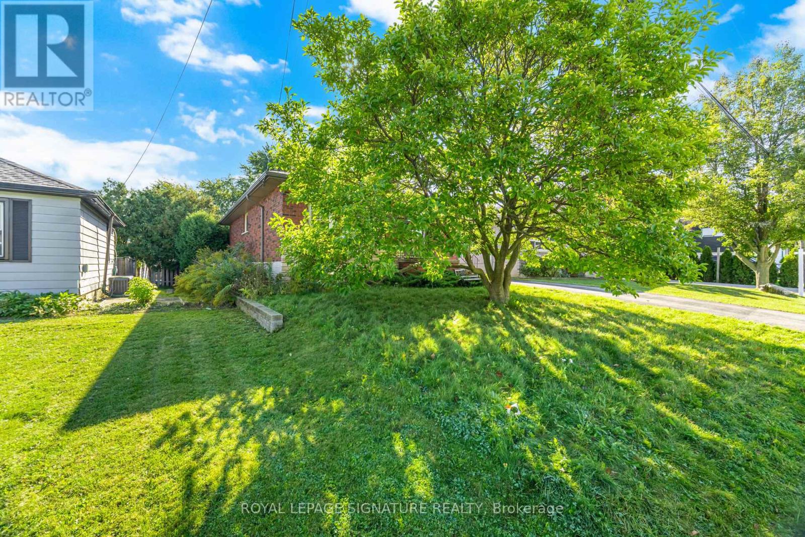 7 Maitland Avenue, Hamilton, Ontario  L9A 3J4 - Photo 5 - X12691850