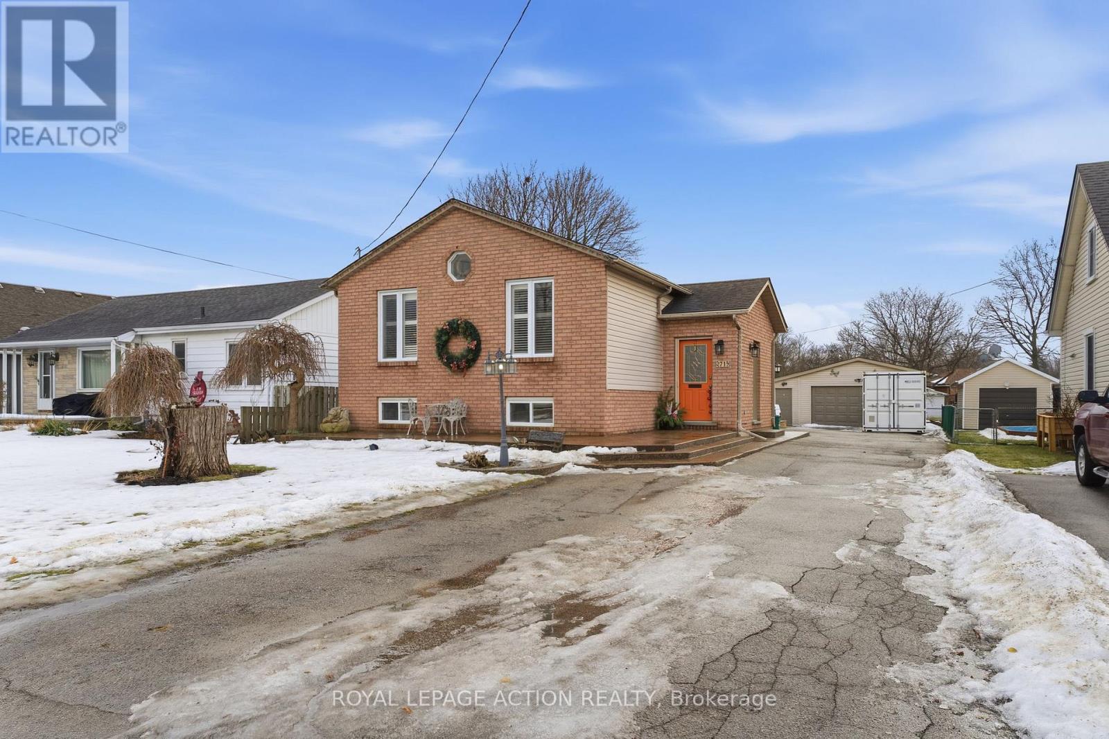 71 BARNES AVENUE, Brantford, Ontario