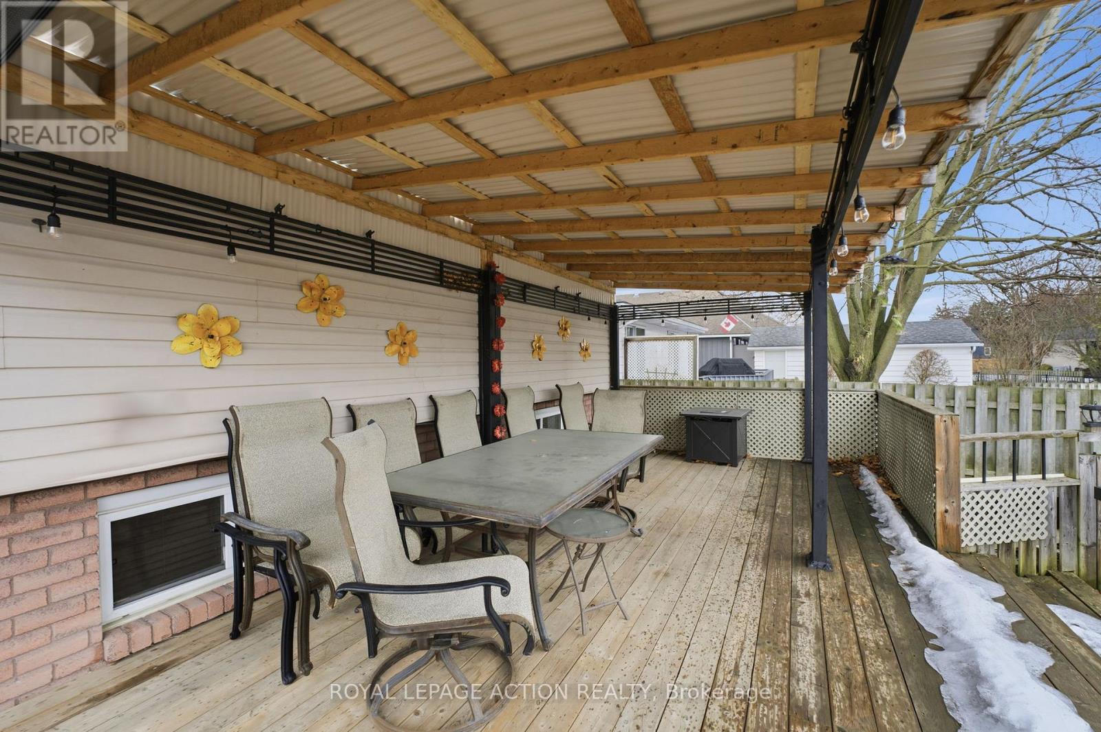 71 Barnes Avenue, Brantford, Ontario  N3R 4Y9 - Photo 18 - X12691854