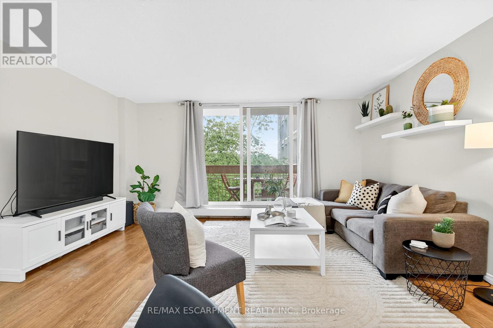 320 - 350 Quigley Road, Hamilton, Ontario  L8K 5N2 - Photo 12 - X12691938