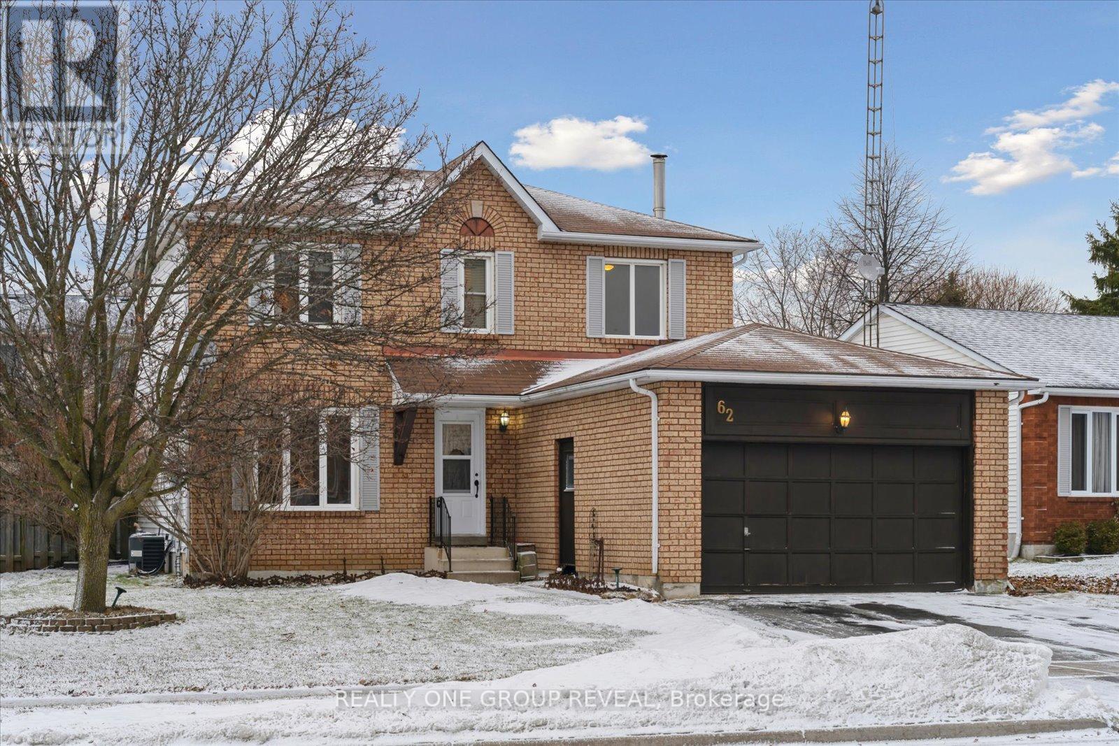 62 Ballantine Street, Cobourg, Ontario  K9A 5G8 - Photo 2 - X12691994