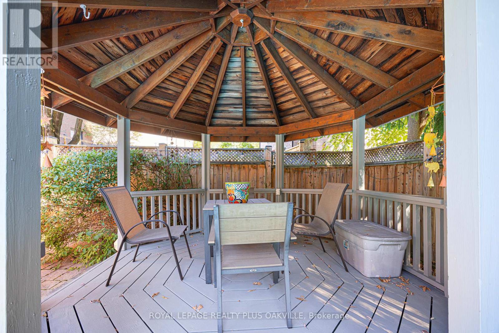 679 Greenravine Drive, Hamilton, Ontario  L9G 4C7 - Photo 47 - X12692038