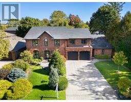 679 GREENRAVINE DRIVE, Hamilton, Ontario