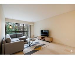 208 15020 NORTH BLUFF ROAD, White Rock, British Columbia